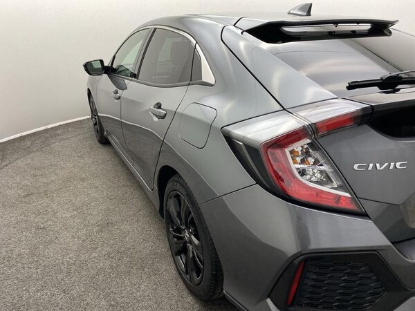 Used Honda Civic 2017 for sale - 76079750: Photo 24