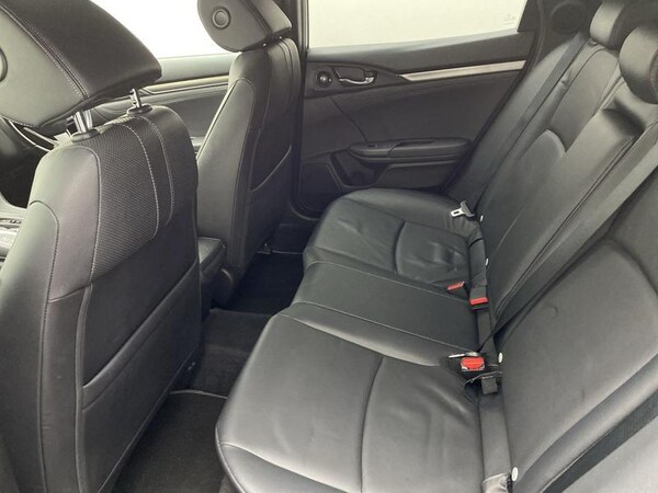 Used Honda Civic 2017 for sale - 76079750: Photo 9