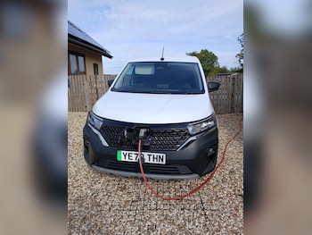 Used Nissan Other 2023 for sale - 76426836: Photo