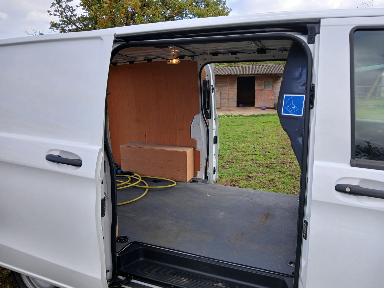 Used Mercedes-Benz Vito 2023 for sale - 76437159: Photo 13