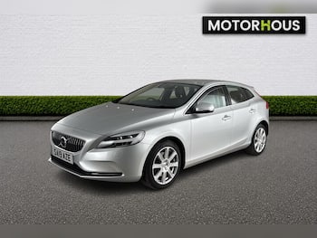 Used Volvo V40 2019 for sale - 79821465: Photo