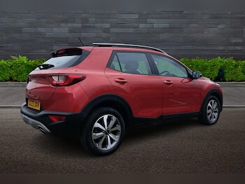 Used Kia Stonic 2023 for sale - 79621755: Photo