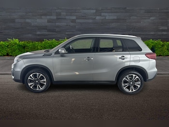 Used Suzuki Vitara 2023 for sale - 79621800: Photo
