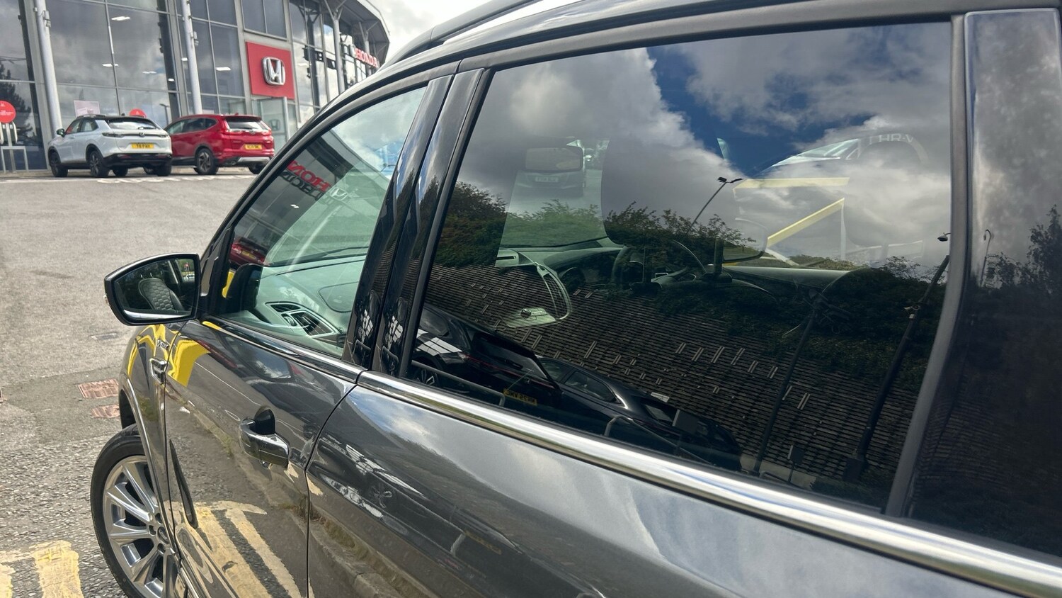 Vehicle 28