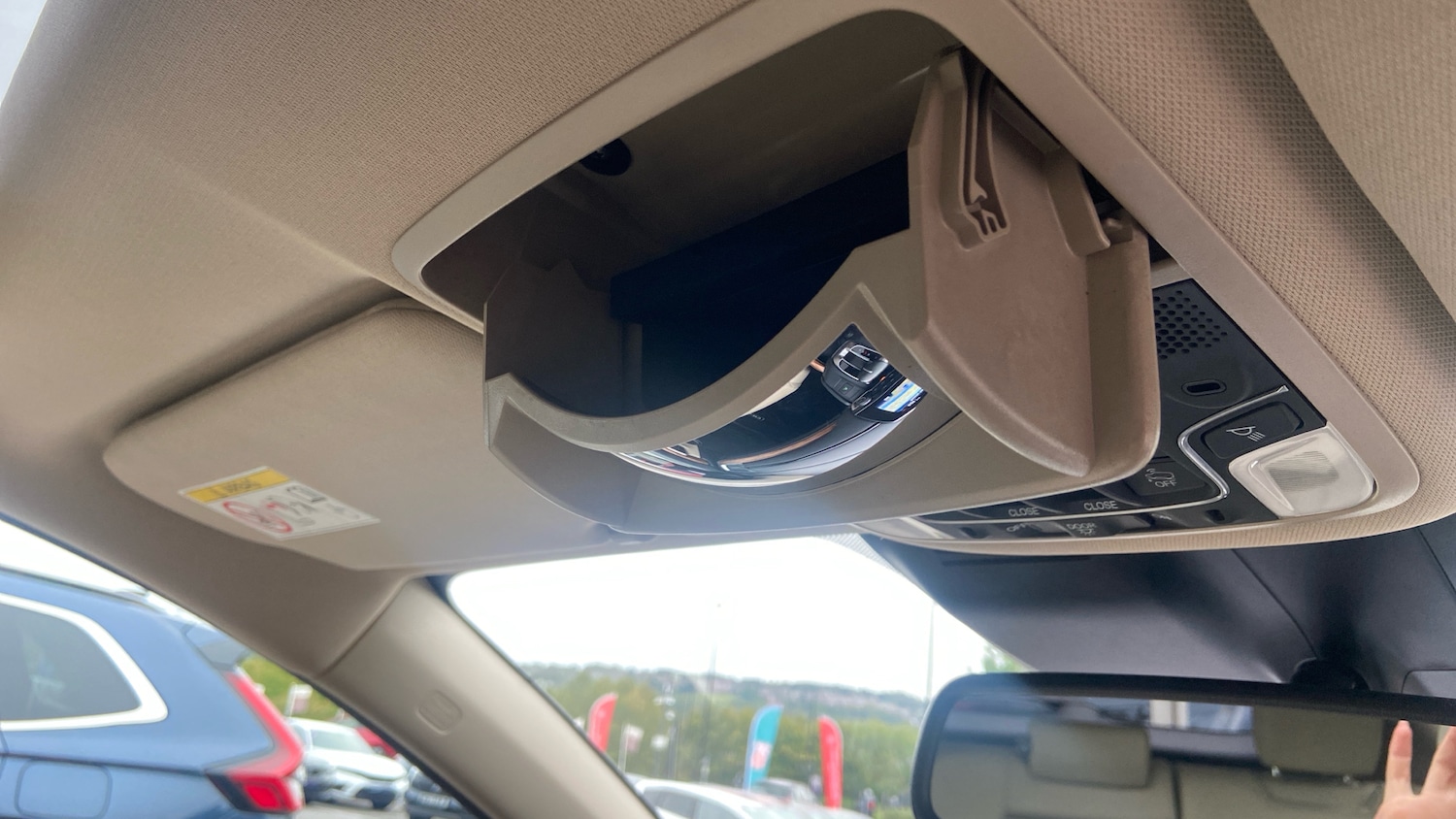 Used Honda CR-V 2019 for sale - 76040611: Photo 43