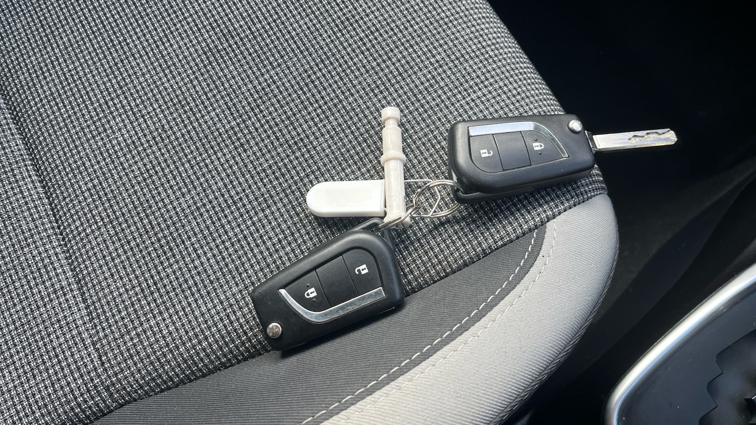 Used Toyota Yaris 2020 for sale - 76324454: Photo 20