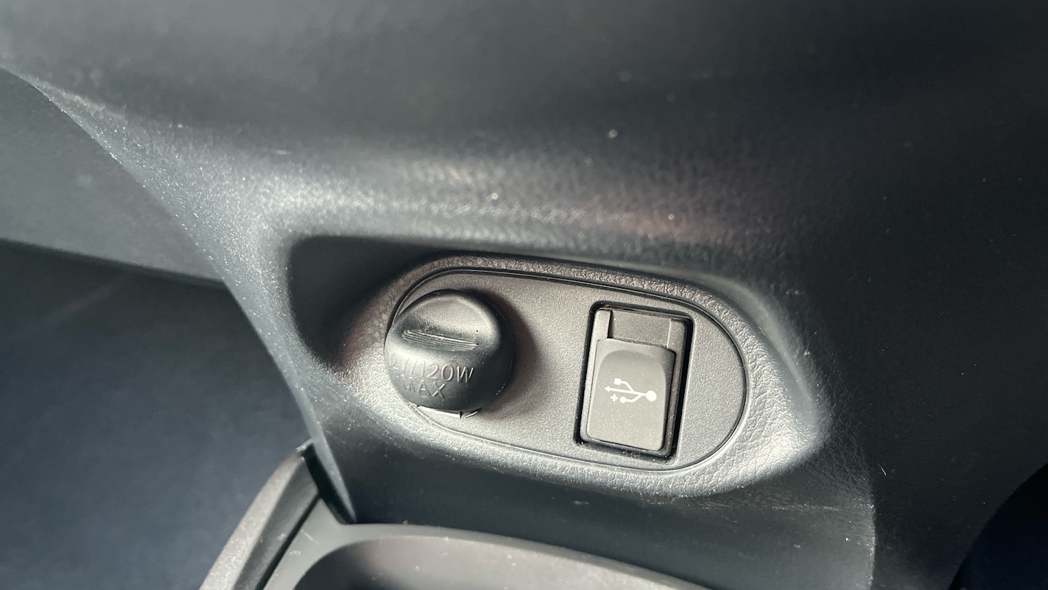 Used Toyota Yaris 2020 for sale - 76324454: Photo 23