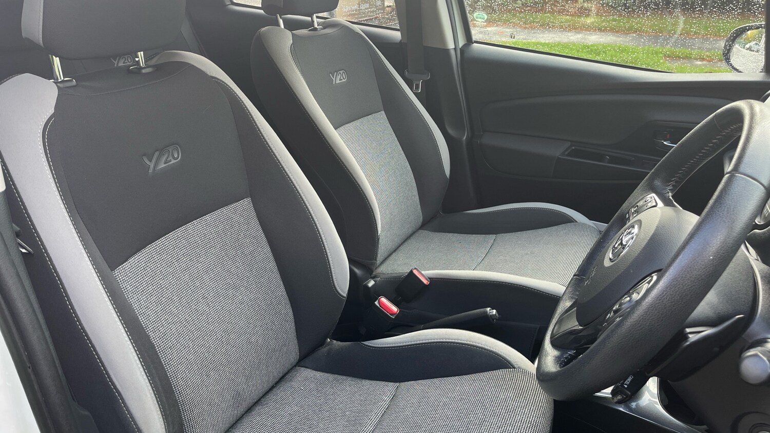 Used Toyota Yaris 2020 for sale - 76324454: Photo 34