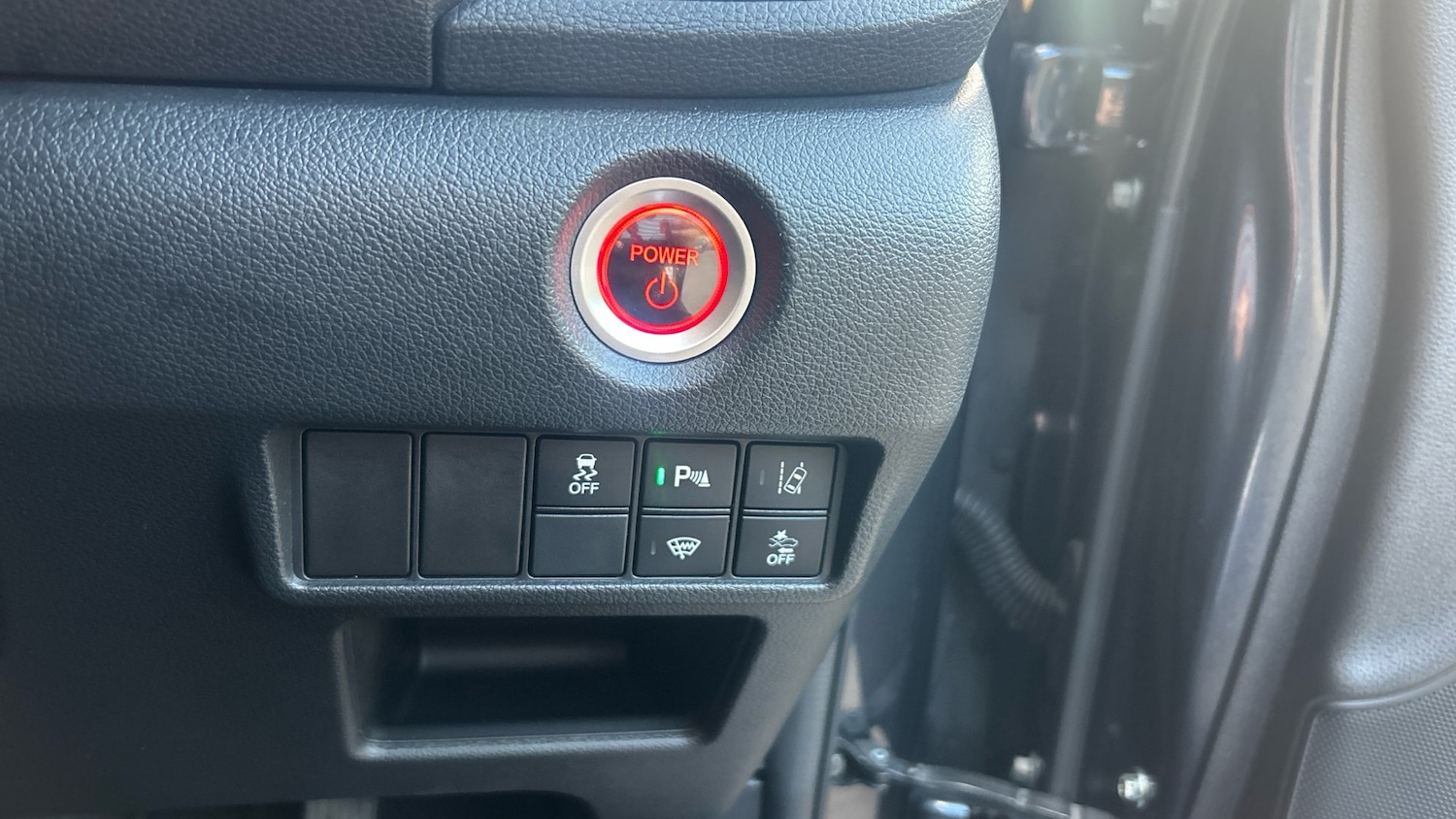 Used Honda CR-V 2023 for sale - 76527320: Photo 30