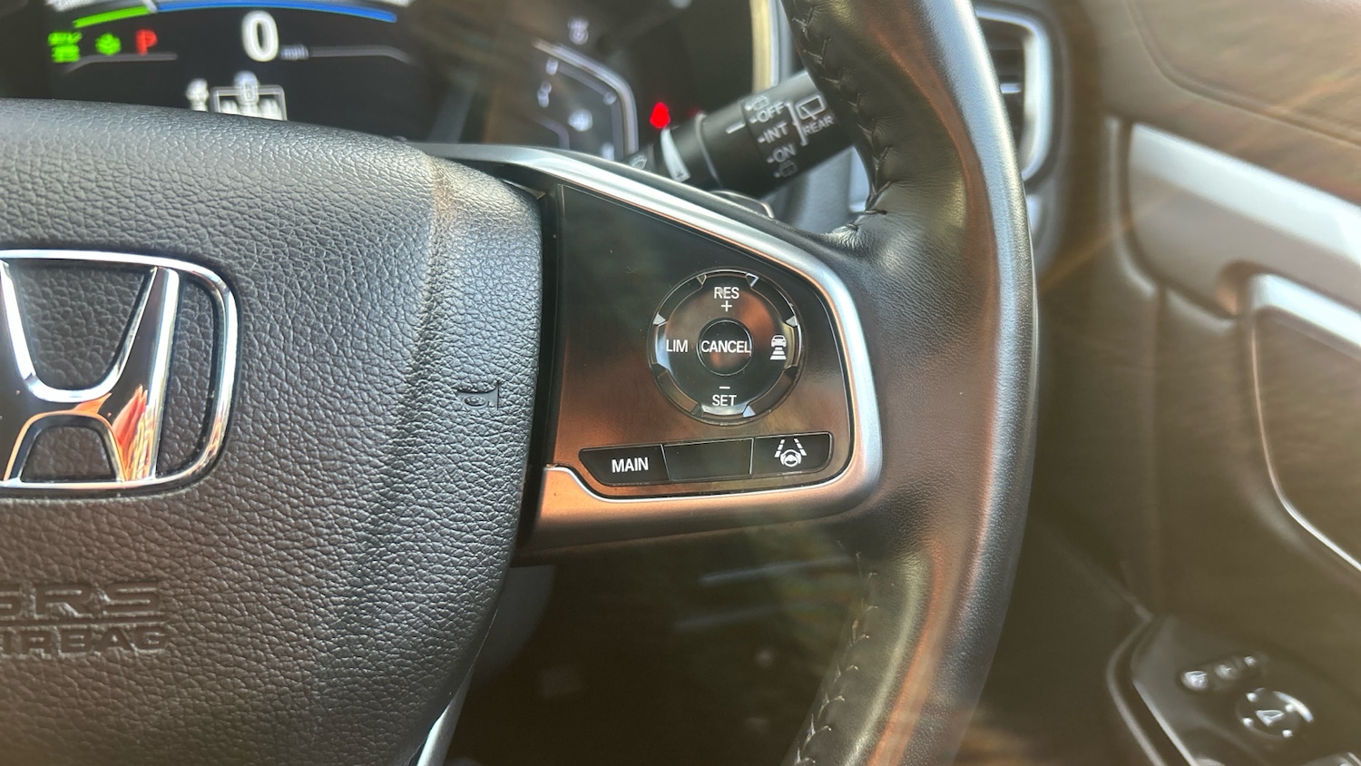 Used Honda CR-V 2023 for sale - 76527320: Photo 32