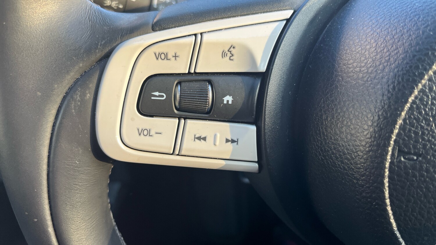 Used Honda Jazz 2024 for sale - 76324469: Photo 25