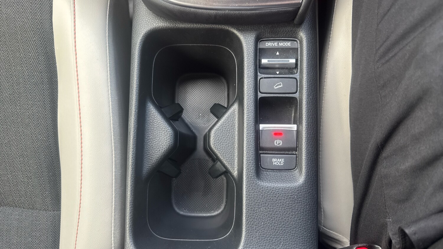 Used Honda HR-V 2022 for sale - 76682234: Photo 19