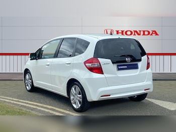 Used Honda Jazz 2015 for sale - 76302117: Photo