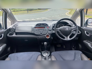 Used Honda Jazz 2015 for sale - 76302117: Photo