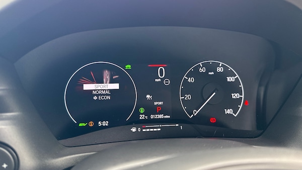 Used Honda HR-V 2023 for sale - 76231607: Photo 30