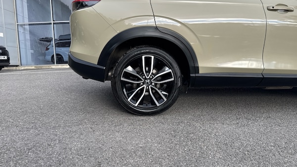 Used Honda HR-V 2023 for sale - 76231607: Photo 9