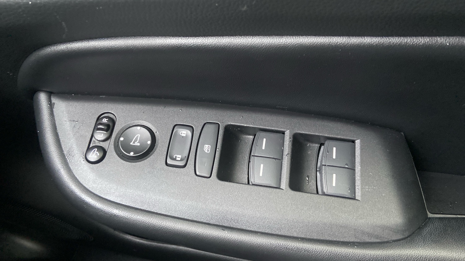 Used Honda Jazz 2021 for sale - 77363909: Photo 33