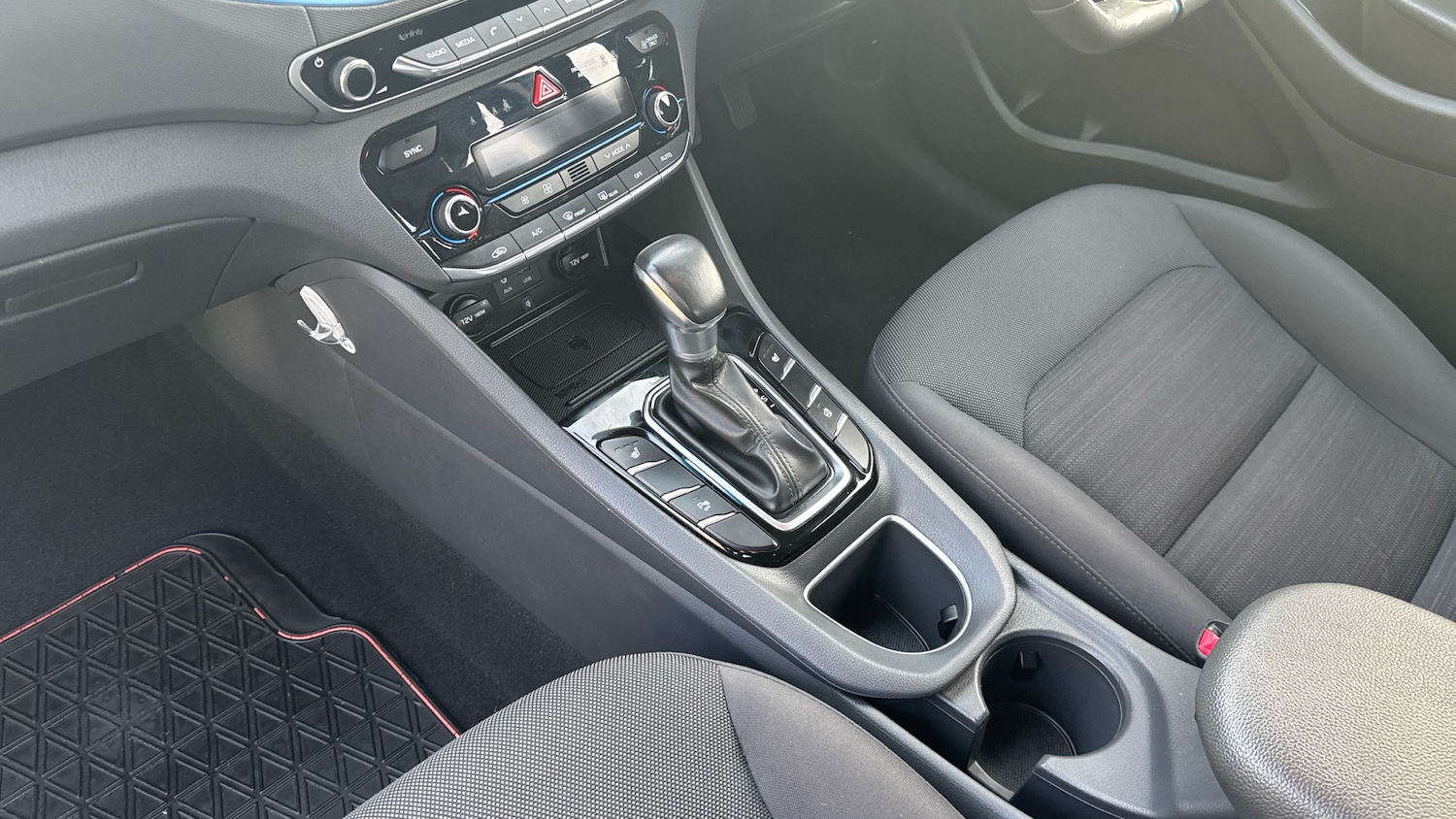 Used Hyundai IONIQ 2018 for sale - 76340513: Photo 13