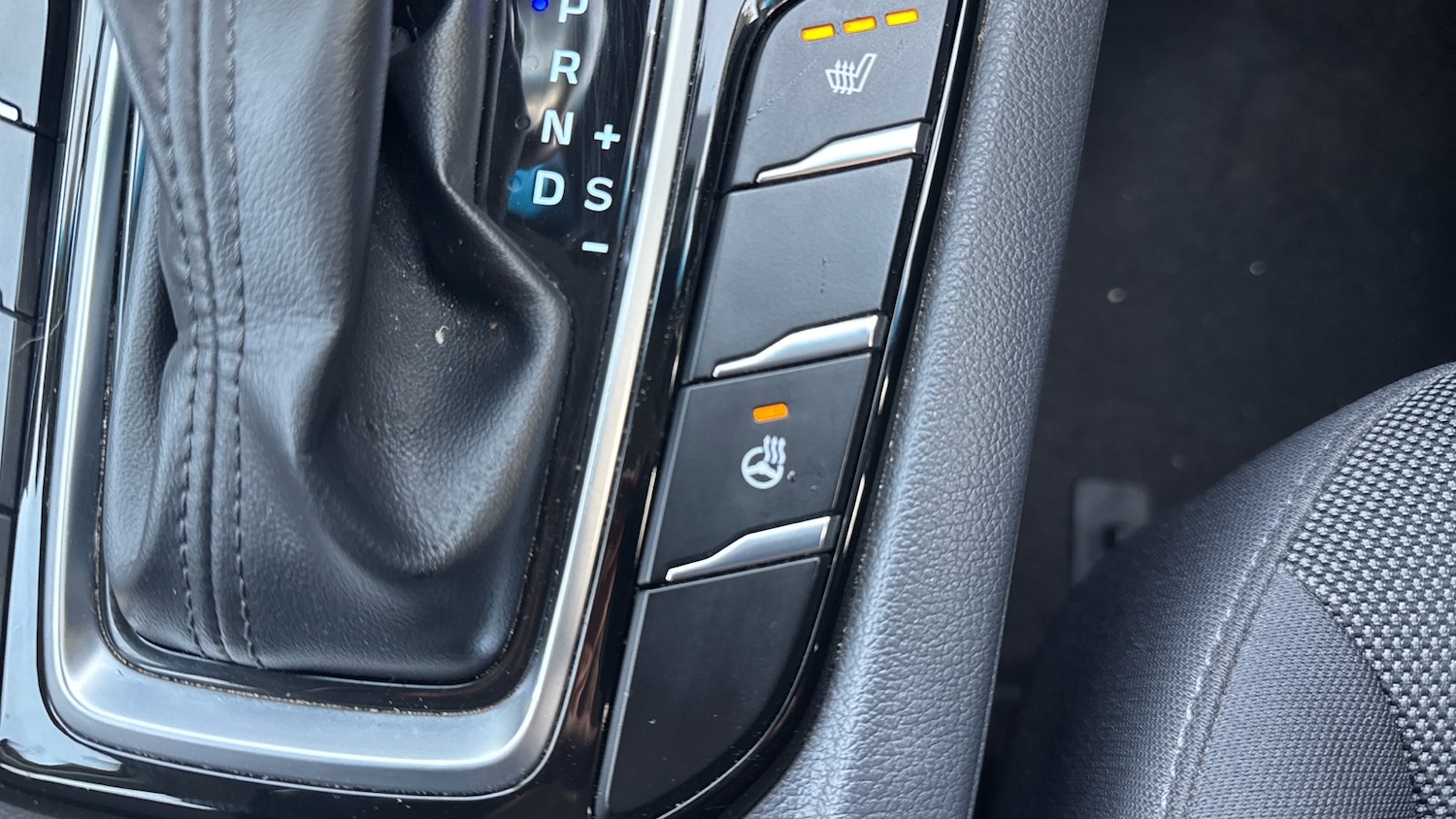 Used Hyundai IONIQ 2018 for sale - 76340513: Photo 31