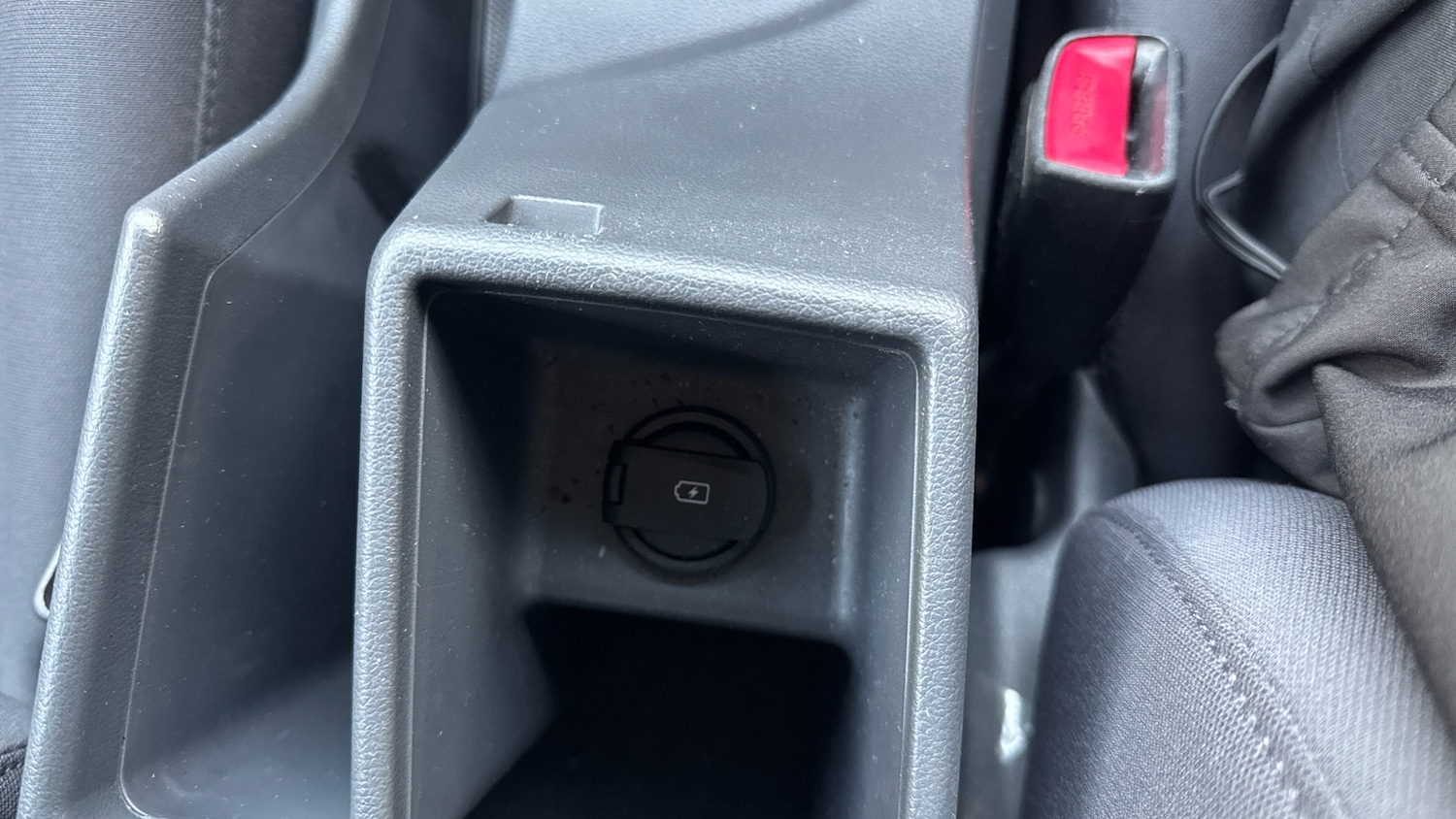 Used Hyundai IONIQ 2018 for sale - 76340513: Photo 33