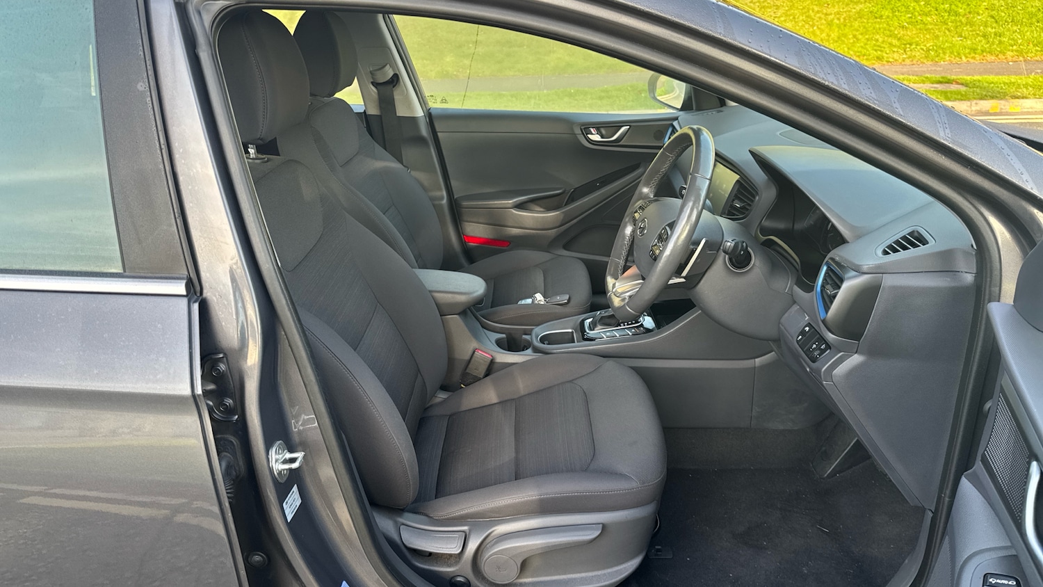 Used Hyundai IONIQ 2018 for sale - 76340513: Photo 53