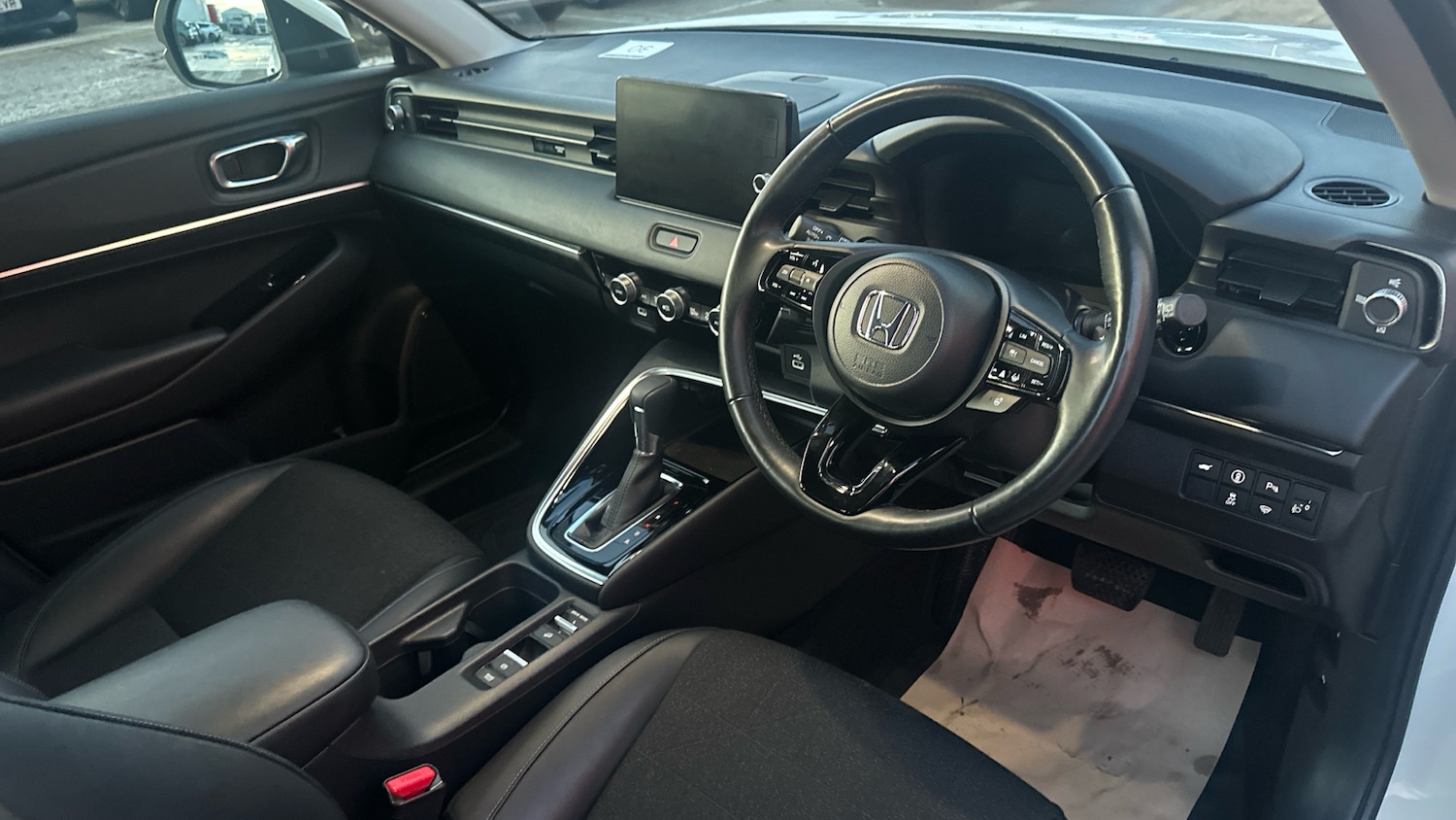 Used Honda HR-V 2022 for sale - 77504018: Photo 2