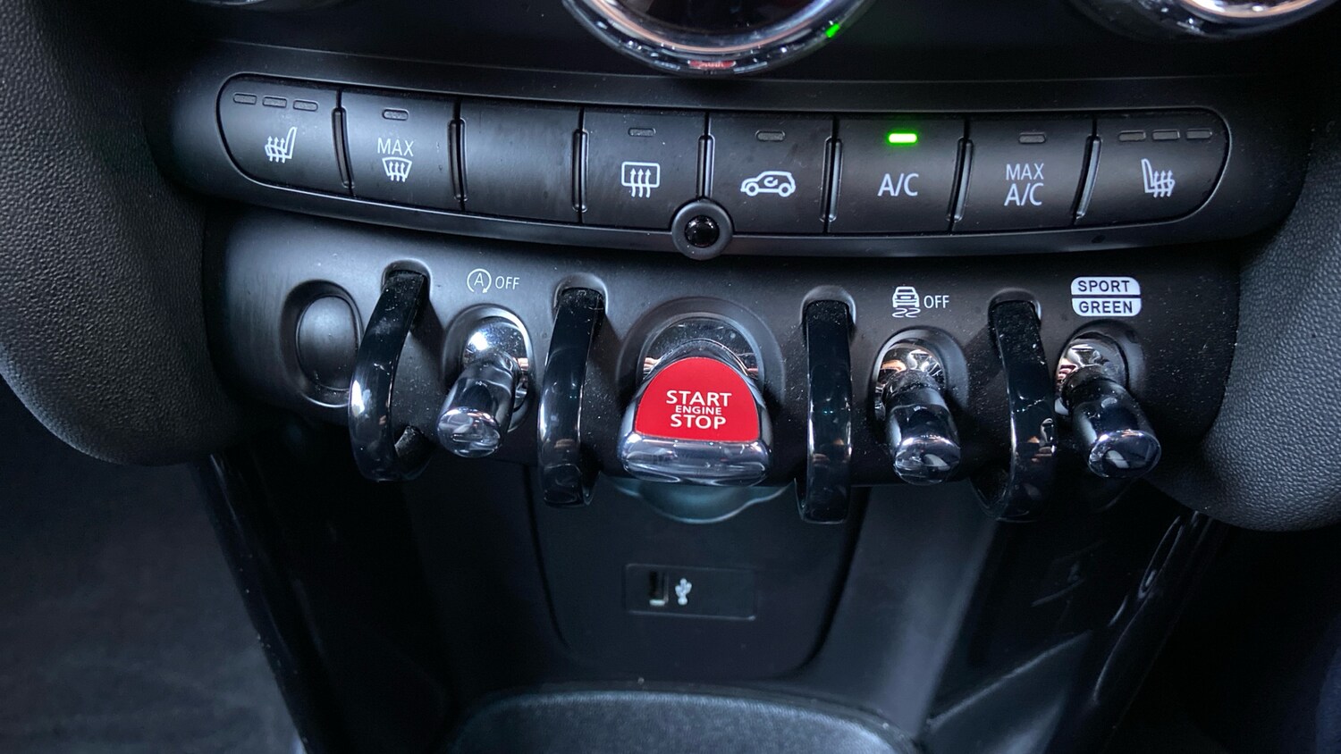 Used MINI Hatch 2023 for sale - 76671737: Photo 51