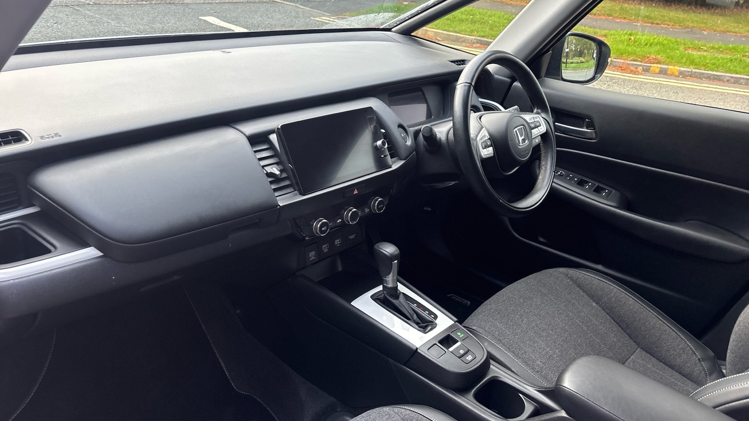 Used Honda Jazz 2021 for sale - 76340013: Photo 2