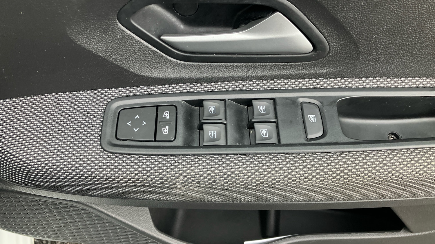 Used Dacia Sandero 2023 for sale - 77310852: Photo 28