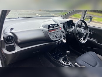 Used Honda Jazz 2015 for sale - 78007984: Photo