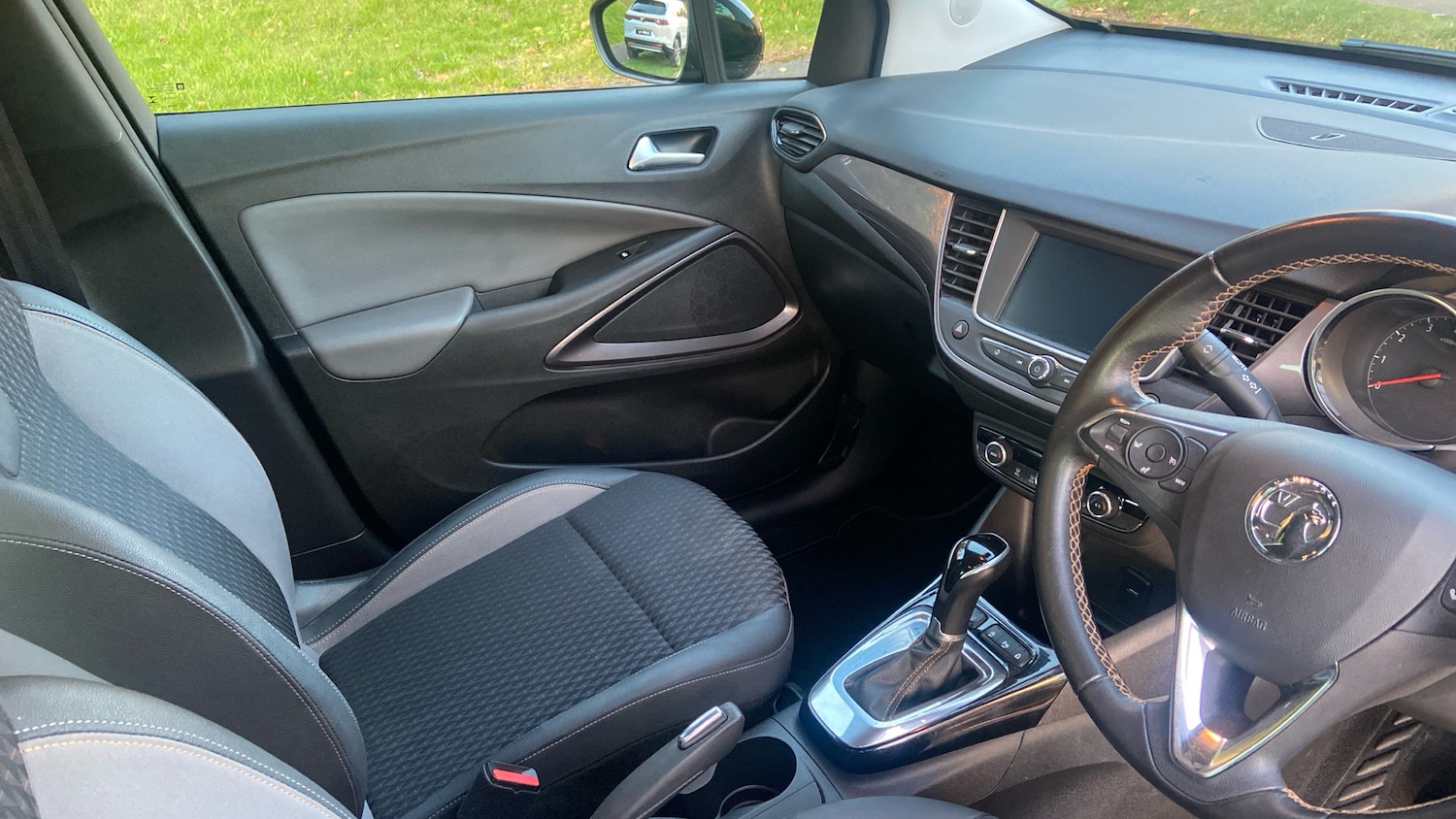 Used Vauxhall Crossland X 2019 for sale - 76404432: Photo 14