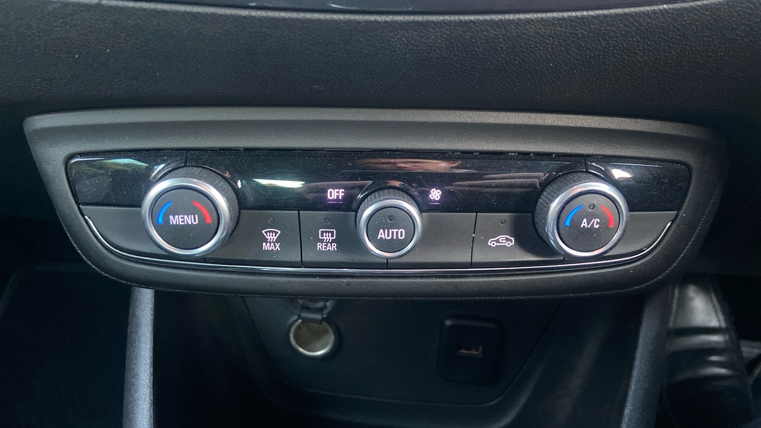 Used Vauxhall Crossland X 2019 for sale - 76404432: Photo 21