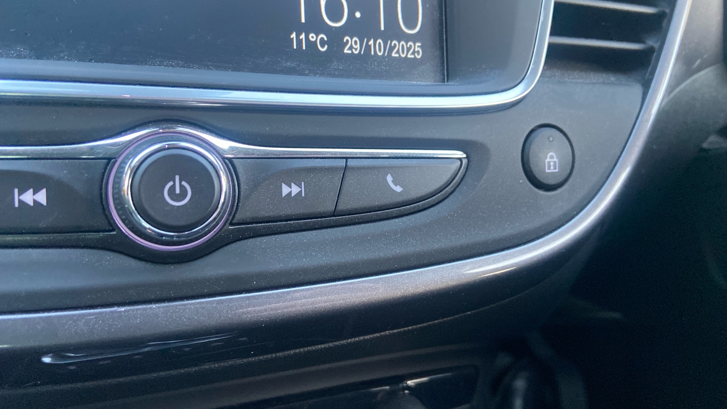 Used Vauxhall Crossland X 2019 for sale - 76404432: Photo 26