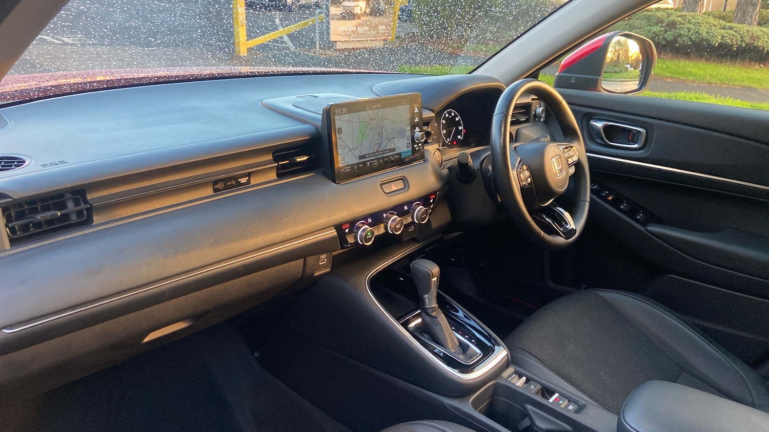 Used Honda HR-V 2022 for sale - 76671735: Photo 2