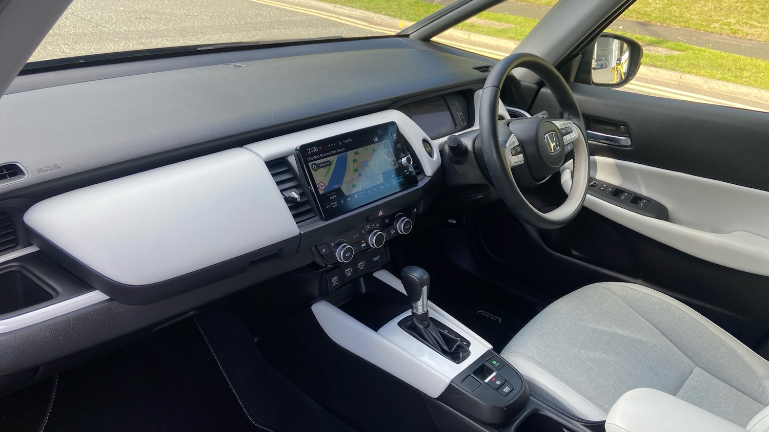 Used Honda Jazz 2022 for sale - 76048951: Photo 2