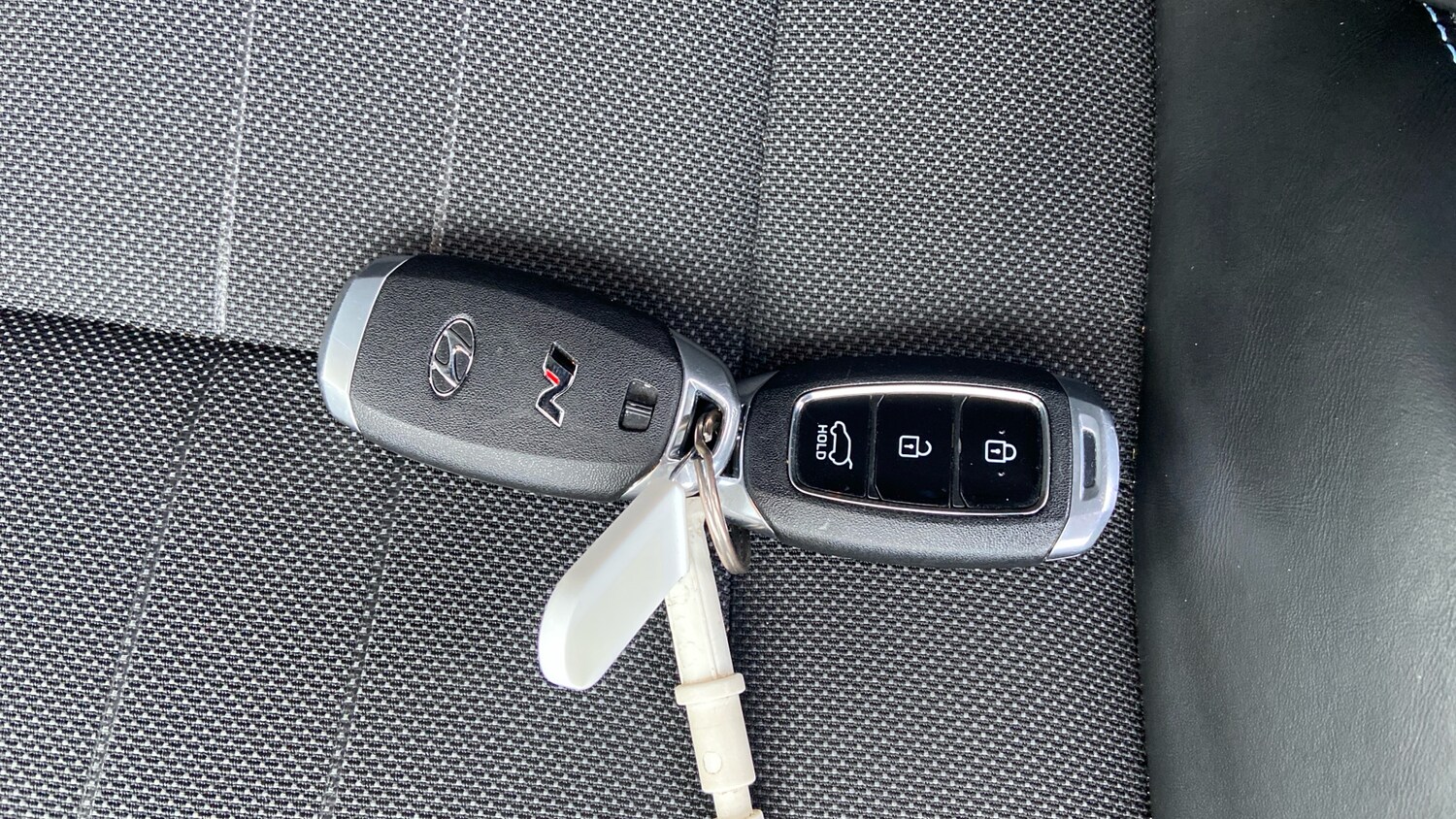 Used Hyundai i20 2021 for sale - 77371942: Photo 20