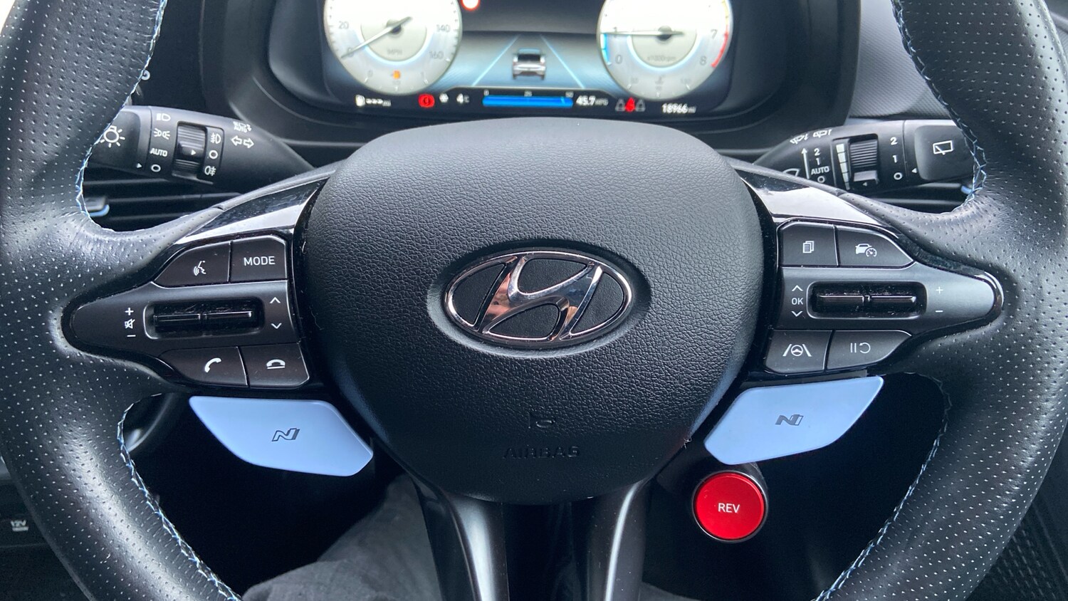 Used Hyundai i20 2021 for sale - 77371942: Photo 33