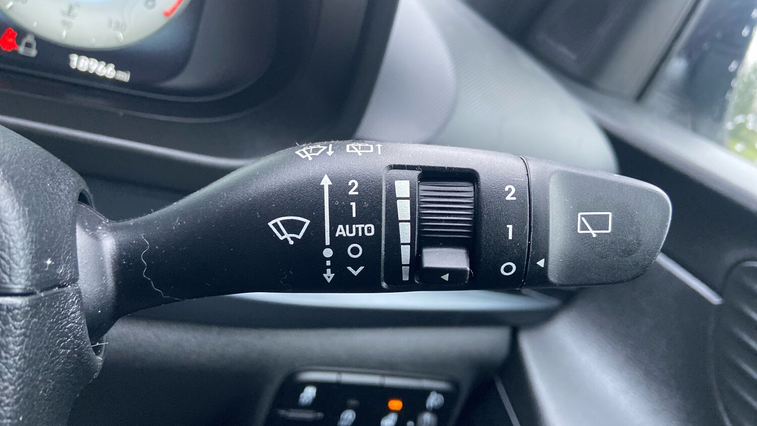 Used Hyundai i20 2021 for sale - 77371942: Photo 35