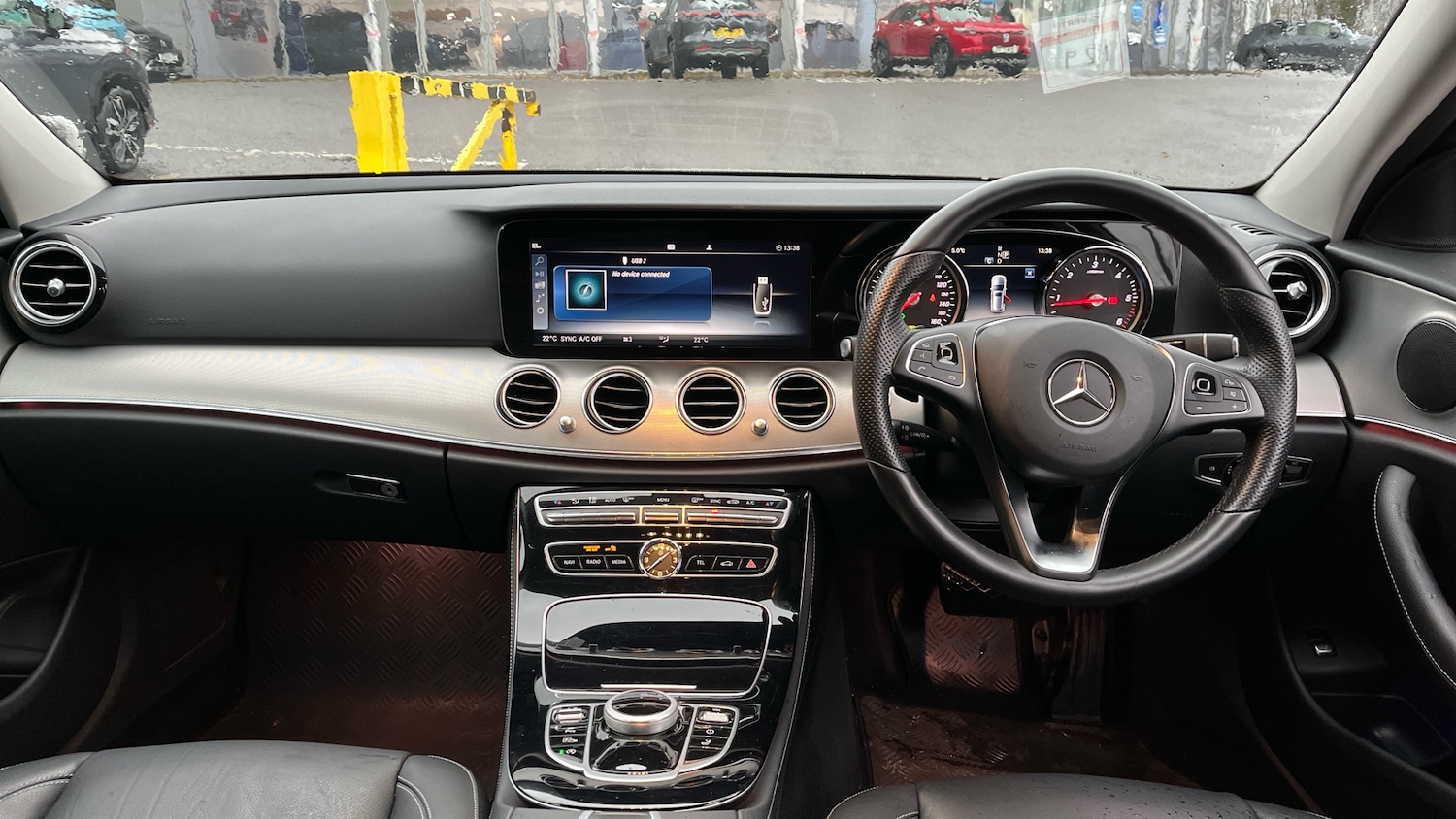 Used Mercedes-Benz E Class 2018 for sale - 77417328: Photo 10
