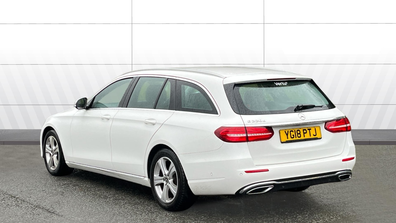 Used Mercedes-Benz E Class 2018 for sale - 77417328: Photo 2