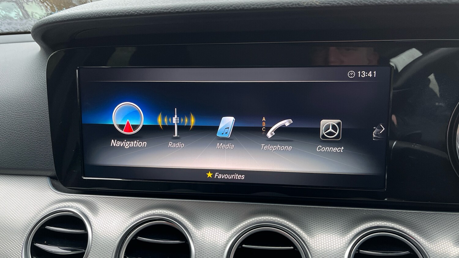 Used Mercedes-Benz E Class 2018 for sale - 77417328: Photo 30