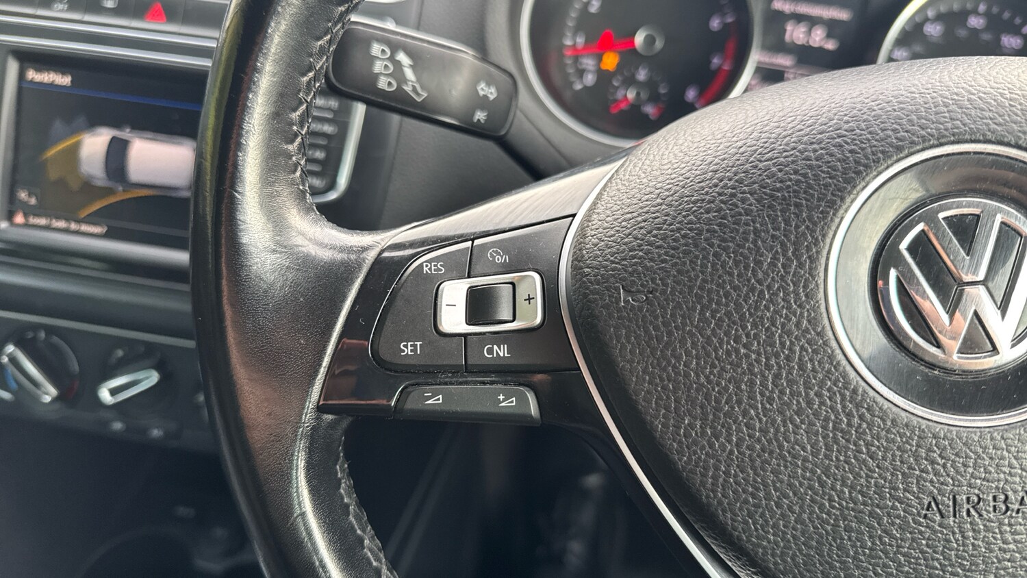 Used Volkswagen Polo 2017 for sale - 76461756: Photo 44