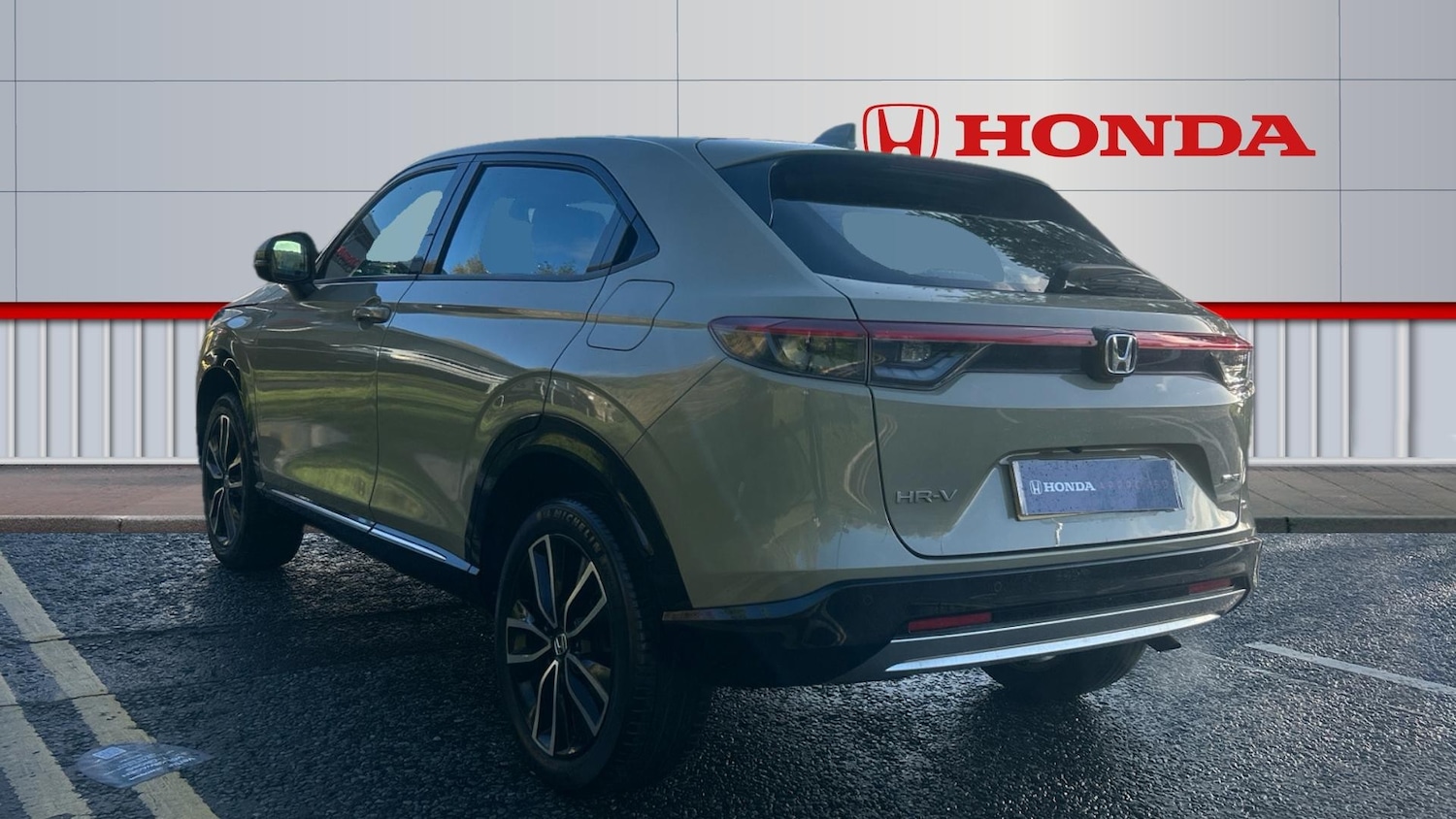 Used Honda HR-V 2023 for sale - 76761914: Photo 3