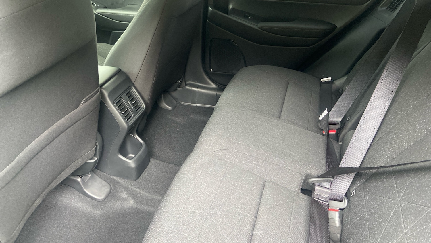 2025 Honda HR-V 1.5 eHEV Elegance 5dr CVT Hybrid Hatchback Hatchback Hybrid Auto - Picture 8 of 24