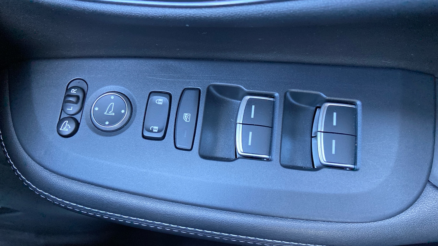 Used Honda ZR-V 2023 for sale - 76340014: Photo 31