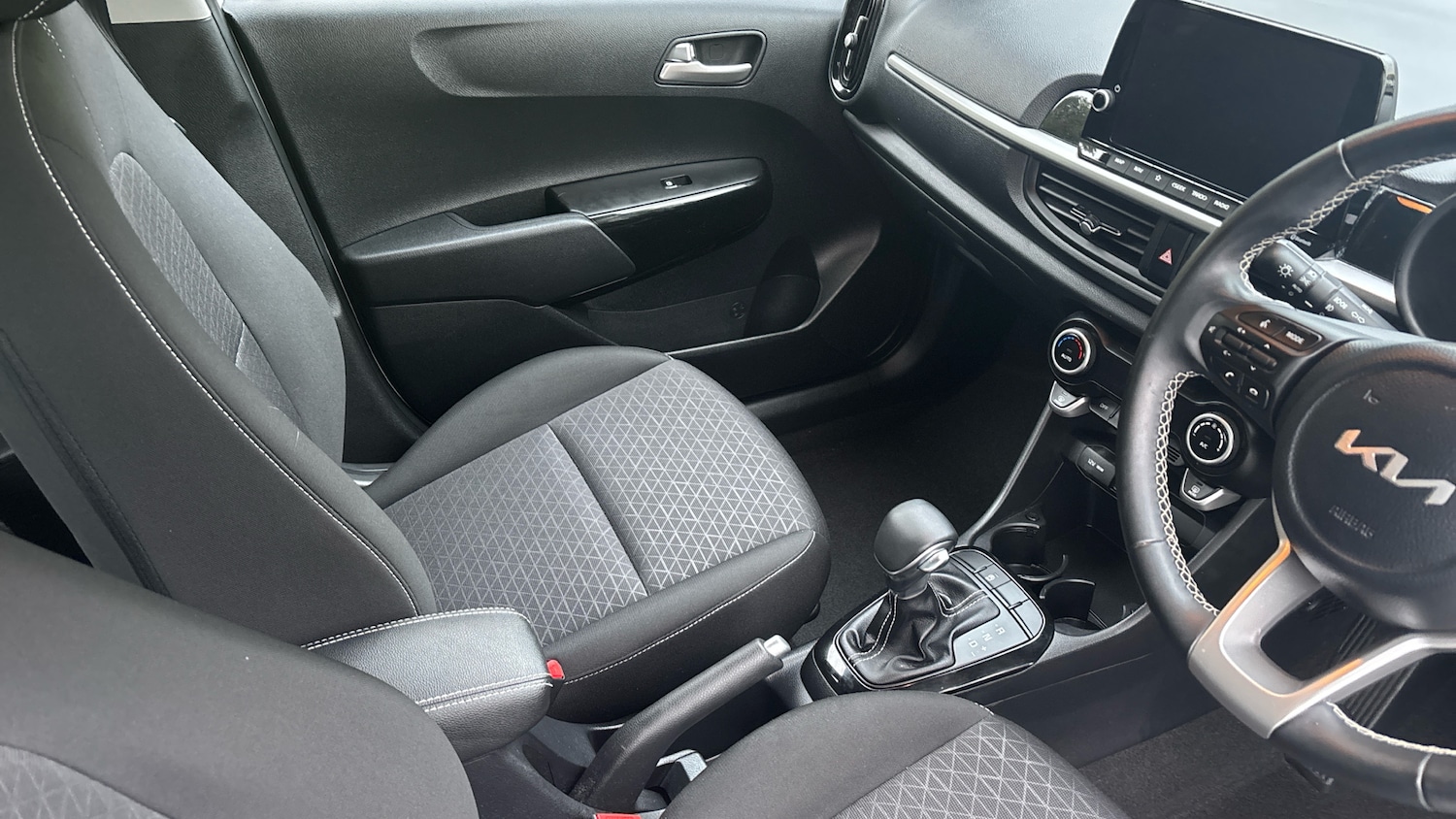 Used Kia Picanto 2023 for sale - 76354942: Photo 14