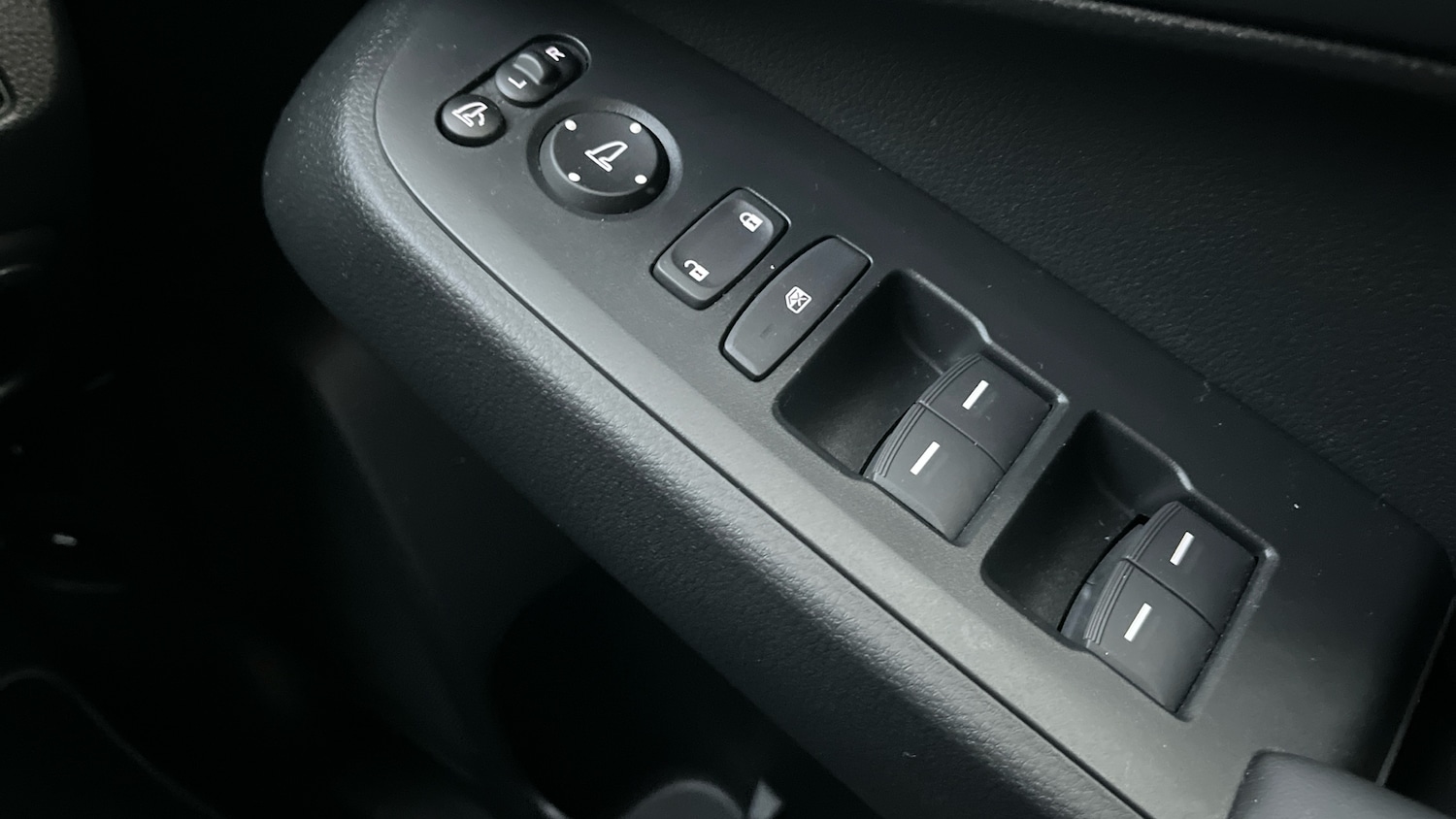 Used Honda HR-V 2025 for sale - 76983840: Photo 24