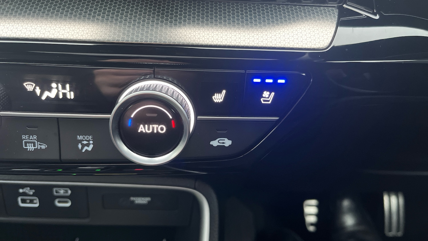 Used Honda CR-V 2024 for sale - 77258749: Photo 33