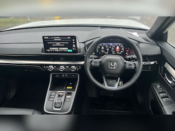 Used Honda CR-V 2024 for sale - 77258749: Photo