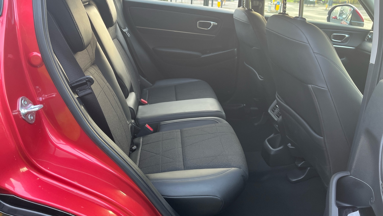 Used Honda HR-V 2024 for sale - 76910919: Photo 23